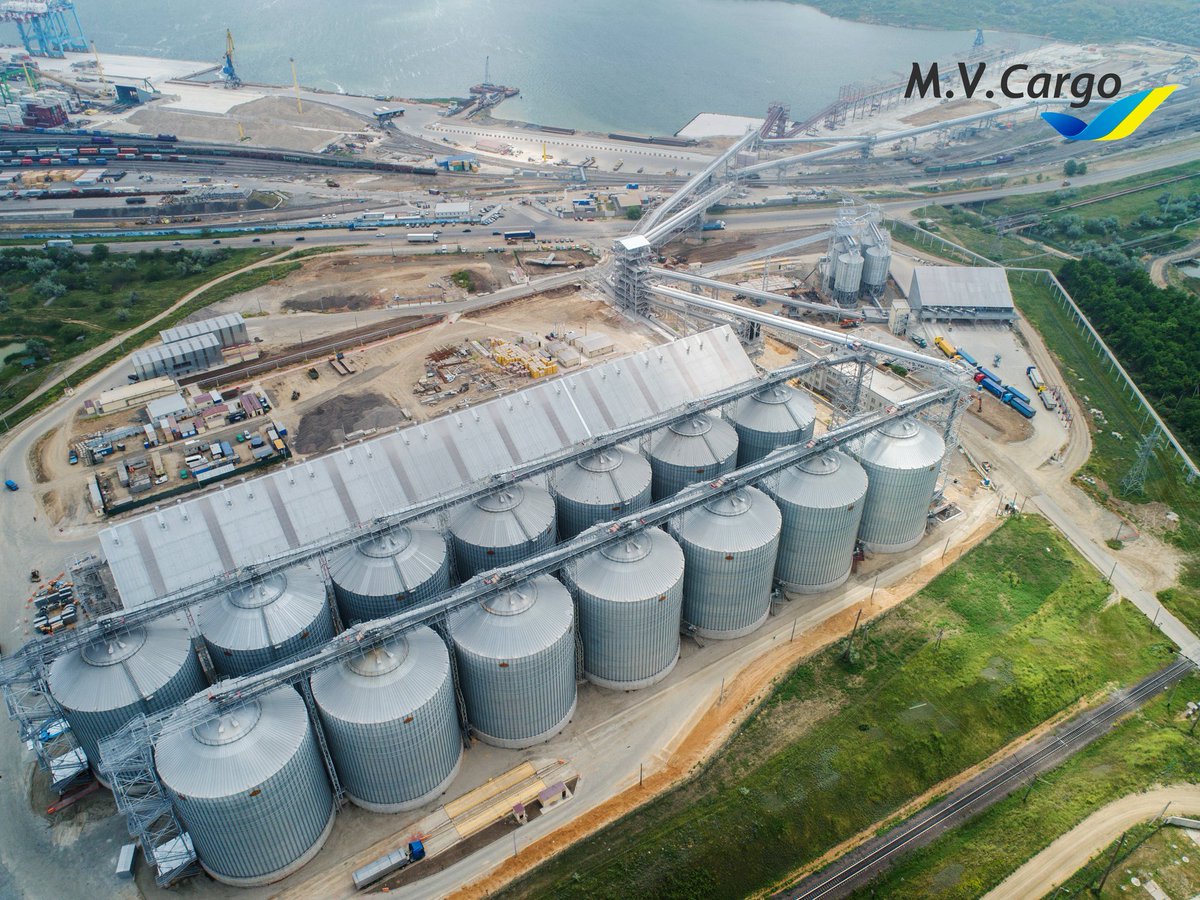 AndyHunder's tweet photo. The biggest US investment of the year in #Ukraine. Grand opening of MV Cargo's joint project with Cargilll, grain terminal in the port Yuzhny (Odesa region) investing over US$ 150 million, construction co-financed by #EBRD & #IFC_org Deep port in #BlackSea 16m berth, 500 new jobs https://t.co/x3TRM24hjr