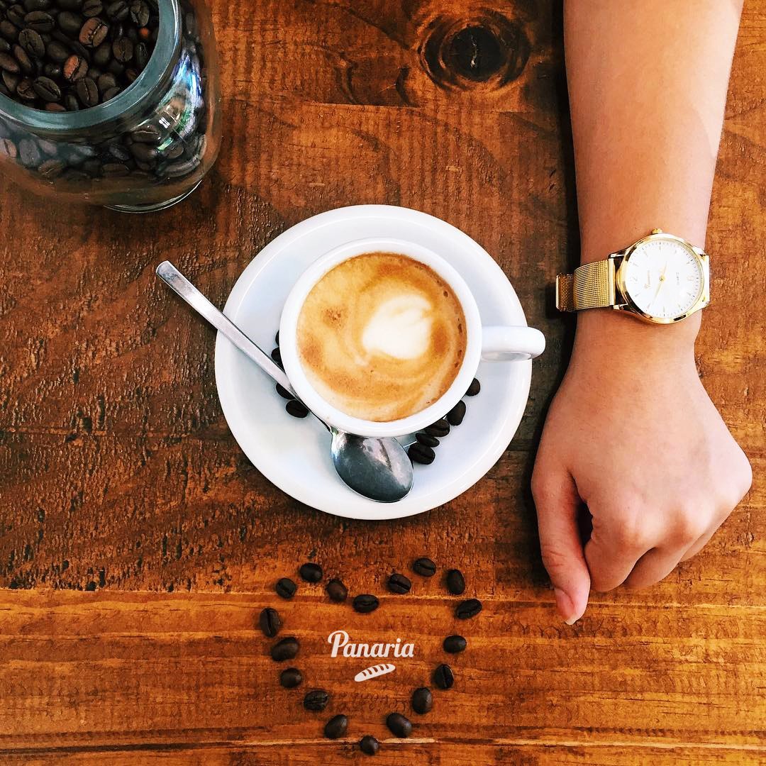 #SoyAmantedelCafé porque... el tiempo se detiene cuando el café está en la mesa 😍☕ 
.
.
.
#Panaria #ConMuchoGusto #Coffee #CoffeeLovers #CapuccinoenPanaria