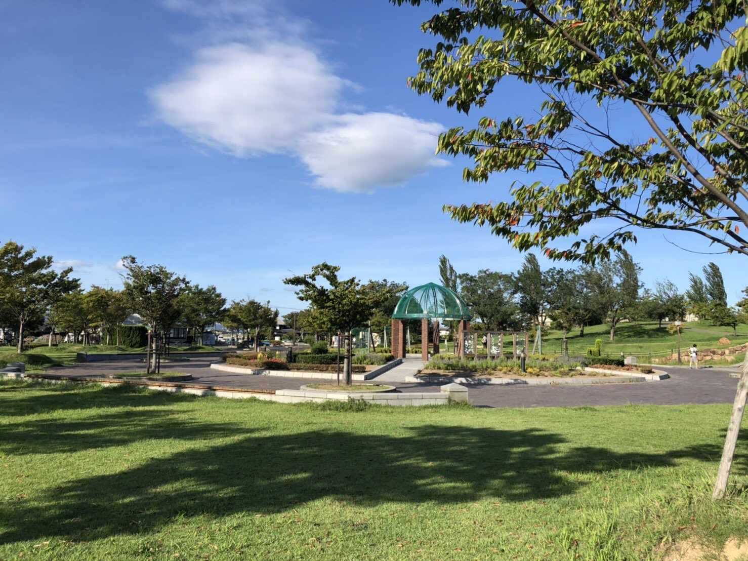 Ny 今日は岡山市内にある浦安総合公園へ遊びに行きました 真夏のように日差しは暑い 公園内はけっこう広くて のんびり過ごせます 浦安総合公園 岡山市南区浦安 公園 岡山 子供と公園 T Co Cowjz51mya Twitter