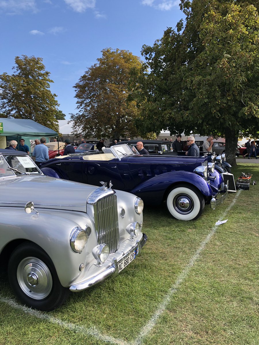 Beaulieu_Hants's tweet image. Make sure you check out the Automart and Dealermart this weekend! 🚗 

You might find your dream car! 😍