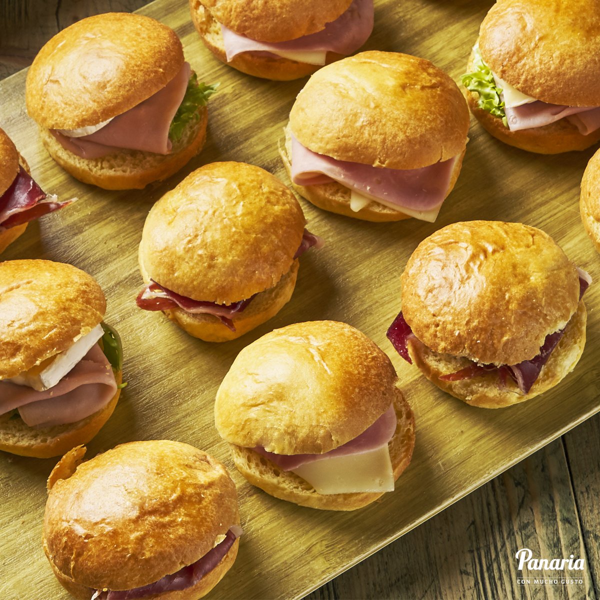💚EVENTO A LA VISTA 💚
Prepara tu #fiesta con nosotros y ofrece una velada única. 
Pide tu #catering en #Panaria y nosotros te lo llevamos donde quieras con Deliveroo, Glovo o Just Eat España 🛵

➡ panariapanaderias.es/catering/
.
.
.
#Panaria #ConMuchoGUsto #Catering #EventoConPanaria