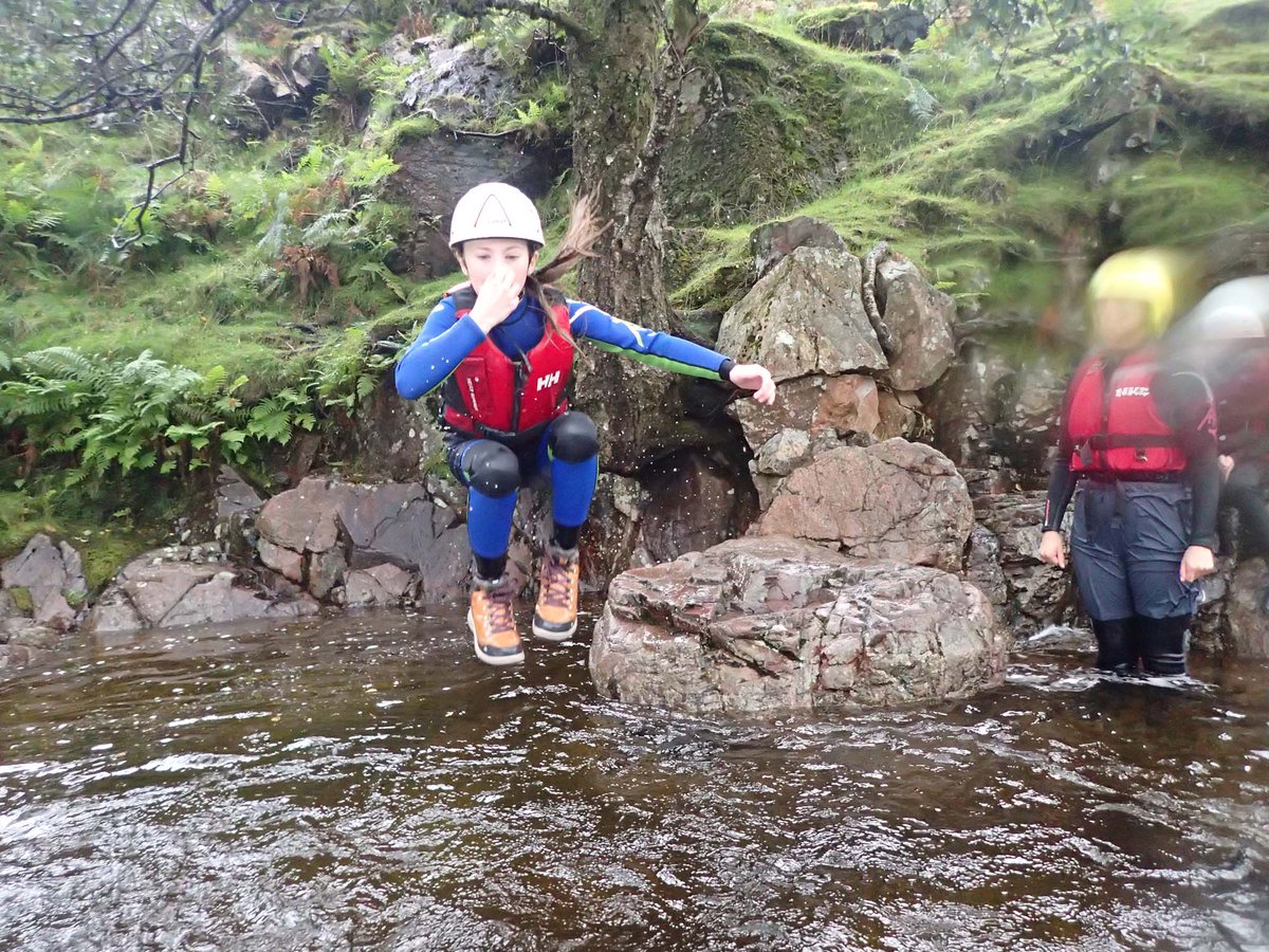 theldwalker's tweet photo. Ghyll Scrambling in Stickle Ghyll, Langdale
Taken on one of this weeks sessions
More info: https://t.co/2K6o4Ah57u
#GhyllSCrambling #LakeDistrict #Cumbria #Langdale #Ambleside #StickleGhyll #Ghyll #Canyoning #GorgeWalking https://t.co/5flFpy6juj