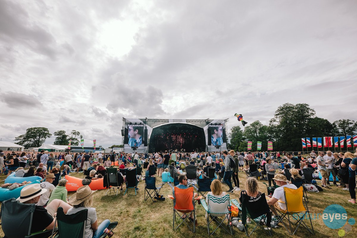 This time last week! Love this wide shot of the stage shot on the @SigmaImagingUK 14-24 lens. Photo: @TheBluetones and @TheQuill live at @CoolBritFest @Noble_PR #coolbritannia #coolbritannia2019 @KnebworthHouse @Peter_Noble @PanasonicProEU @LumixUK