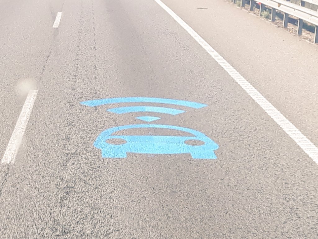 Hola .<a href="/infoautopista/">Tráfico Autopistas</a> me echabais de menos..??

Un par de fotos curiosas..
#thefutureistoday #elfuturoeshoy