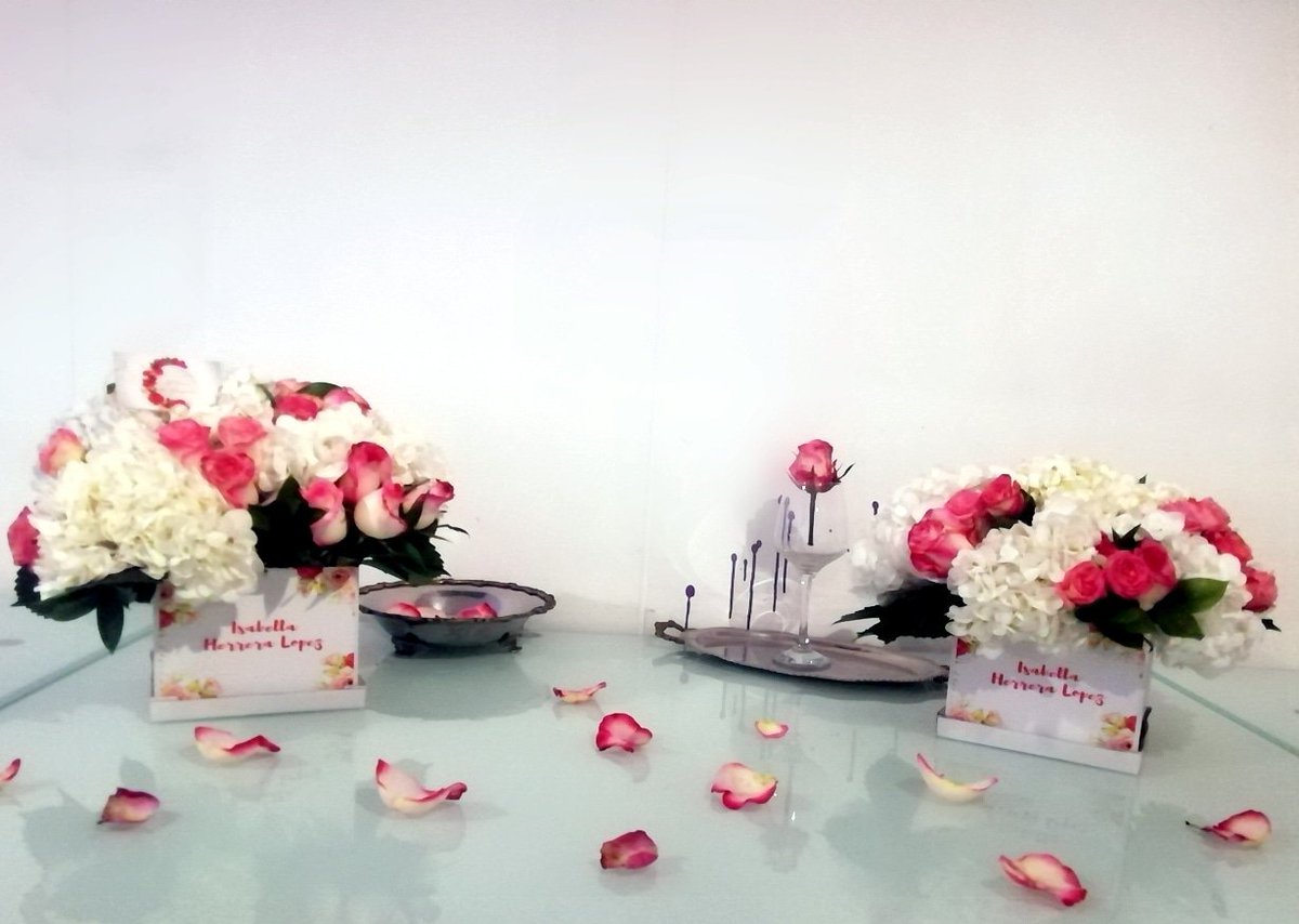 FloresVirtual's tweet photo. Si vas a decorar tus eventos, que sea con hermosas rosas.
Info y pedidos 📱3164090037 🌹💐
Domicilio incluido 🛵
#decoraconflores #decoraconrosas #decoraconestilo #regalaflores #regalarosas #regalaamor #Amor #Amistad #rosas #AmoryAmistad #Regalo #flores #floristeria #detalle https://t.co/4s6wt2HFrH