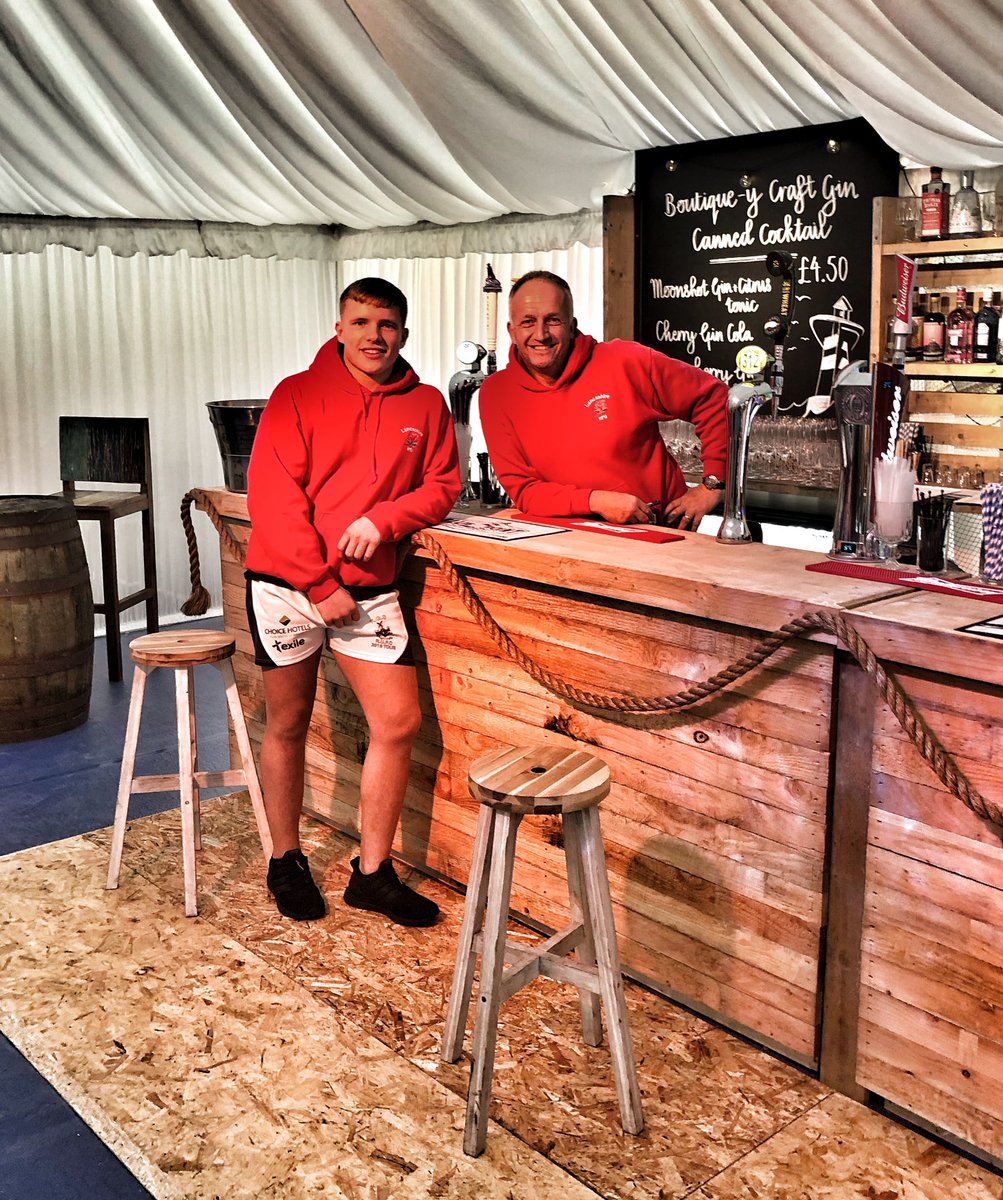 OwdNellsTavern's tweet photo. Our #oysterfestival #afterfest marquee opens at 5pm tonight!!! Two live music stages, three bars, streetfood all for £8 (£5 Students & @YoungFarmers ) @GTHamlet @ChampagneLPUK @StellaArtoisUK @BudweiserUK @VisitLancashire @DiscoverWyre https://t.co/4ZUgfdNZZu