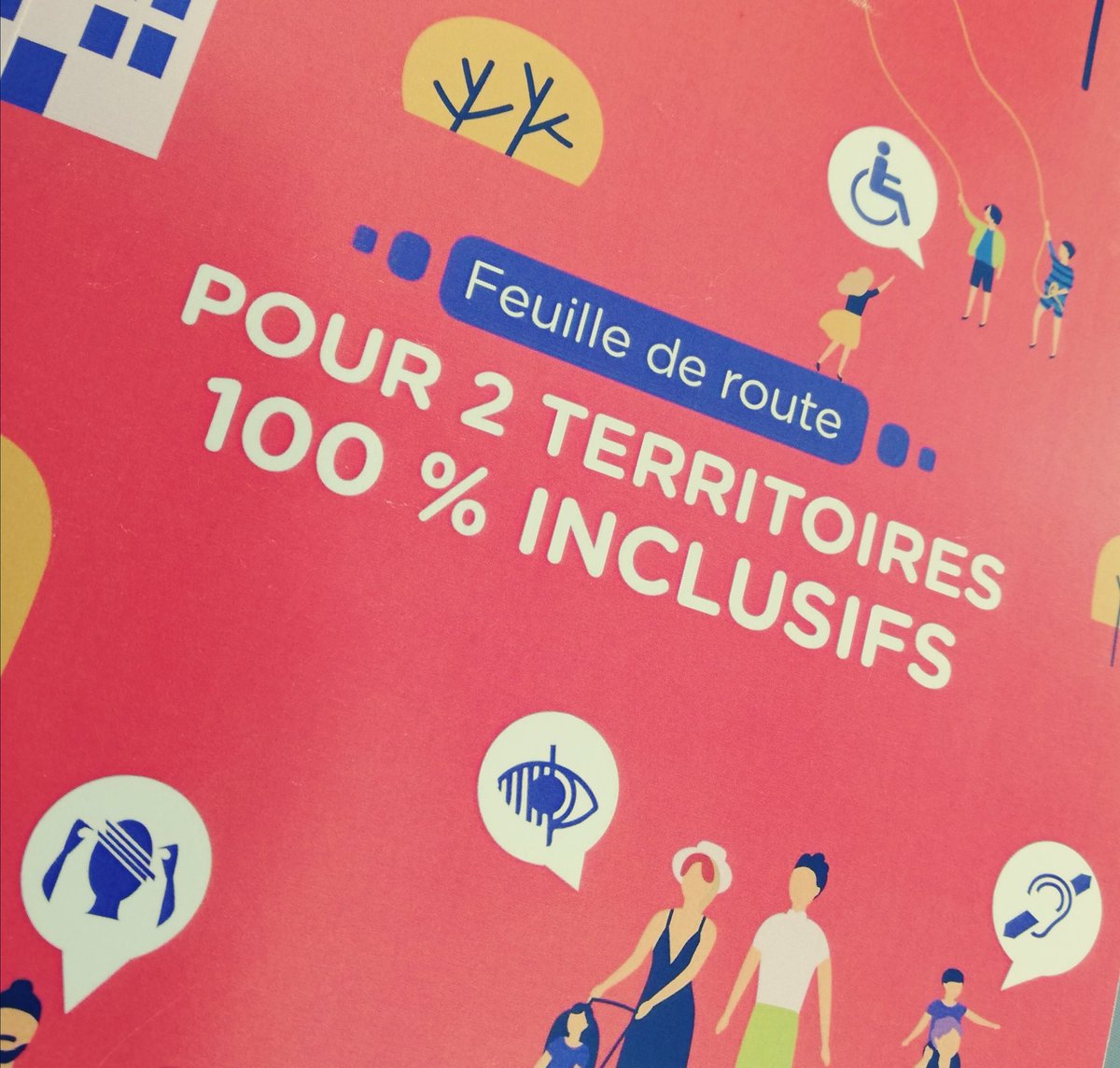 DptMarne's tweet photo. Votre Département s'engage pour un territoire 100% inclusif. Venez donner votre avis sur notre stand à la #FoireChalons 
Apprenez en plus et remplissez le questionnaire en ligne sur https://t.co/xjOSLXKb7X
#LaMarneNaturellement https://t.co/w6fH6H5vEU