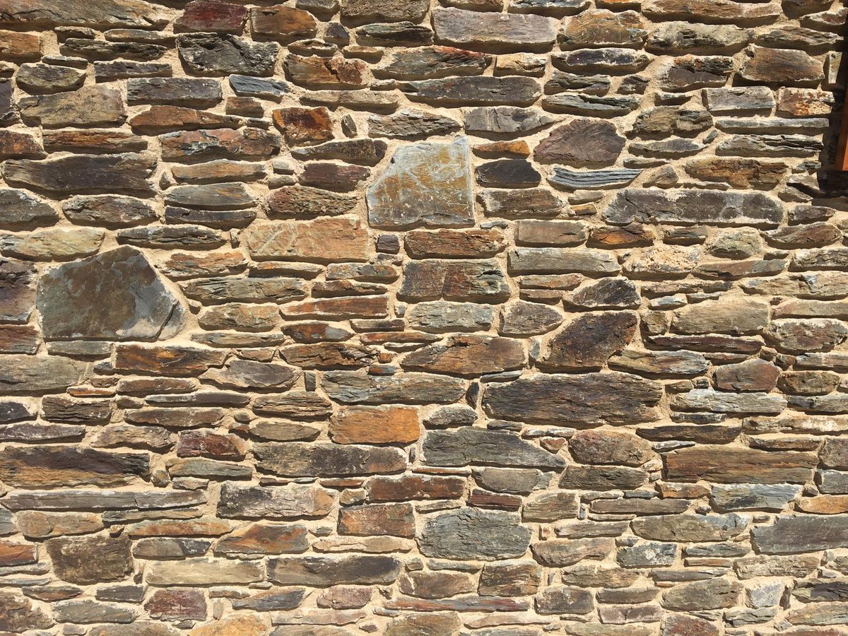 consfreixenet's tweet photo. La pedra i els seus beneficis!
😉🏗
https://t.co/tlIMXcSCh2 https://t.co/Q1mb9izRNI
