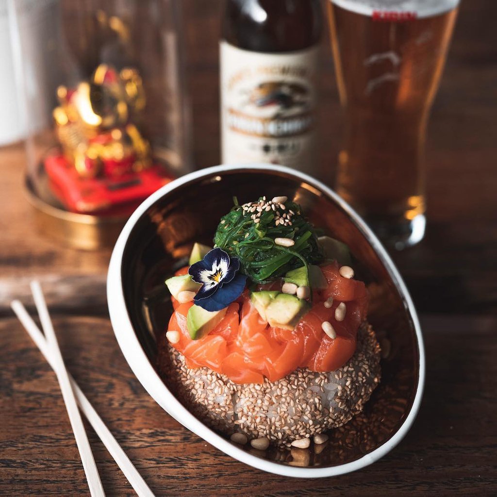 OTSUNAMI – or "Friends of Beer" - stands for the delicious foods and snacks that pair so perfectly with a pint of Kirin.⁣ What's your favourite way of pairing your Kirin?

📸 @cjsushis