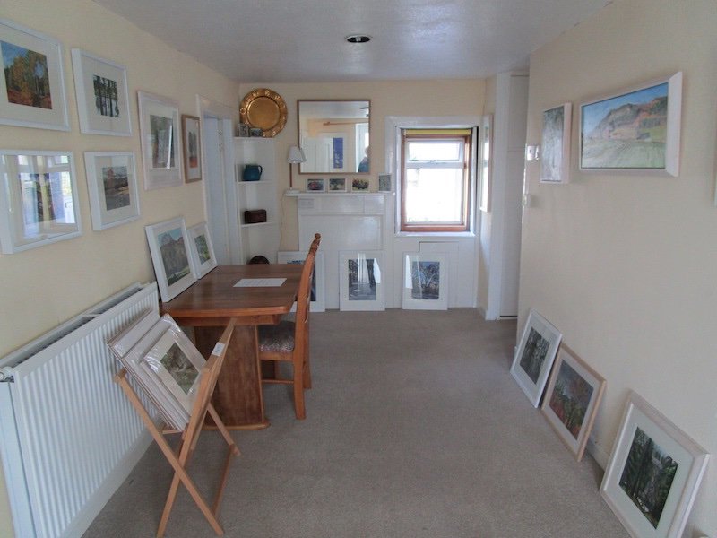 KateK_artist's tweet photo. @PerthshireOS is on the go! I am Venue 134 #POSRedRoute. I will be here all day & tomorrow, next Thurs and next weekend. Lots of paintings of #Pitlochry and also abstracts. Do pop in and have a chat if you are passing! https://t.co/BpHTJ1q4Sl