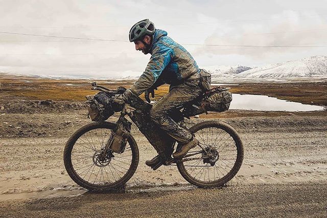 stefanamato's tweet image. #SRMR2019 Vibes // ...worst day of my life? Arabel is up there. Oh, we laughed in the end. And were so ready to scratch... / @dav.sear @panniercc @silkroadmountainrace #bikepacking ift.tt/2N8qdh5