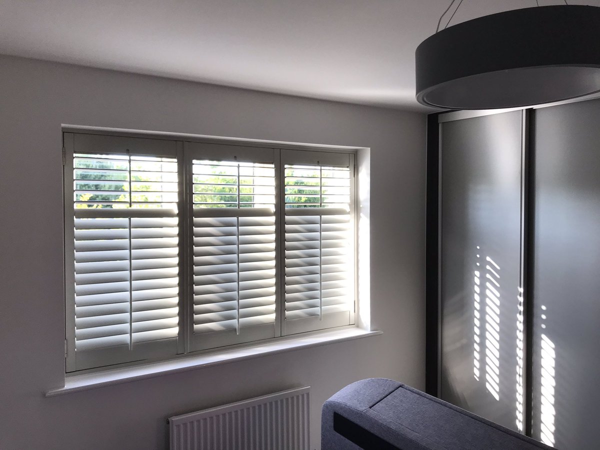 ssshutters's tweet photo. Croft grey shutters designed, surveyed, supplied and installed for these great customers in Basingstoke on there brand new home.  ☎️ 01344 723128
            📱 07770360035
📧 smartstyleshutters@gmail.com
🌐 https://t.co/dgPW0yQi8A https://t.co/FyWUOzO8TM