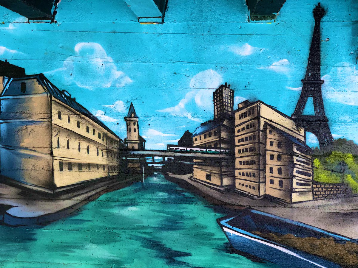 pbalyta's tweet photo. A very scenic #run along the #Seine this morning. I just had to share this beautiful river art๐๐ป. Letโs just say, I was not able to maintain my target pace. Sorry @Playtri Coach Am๐ โโโโโโโโโโโ- #Paris #triathlon #ironmantri #triathlete #crossfit #playtri https://t.co/xGrqROCByS
