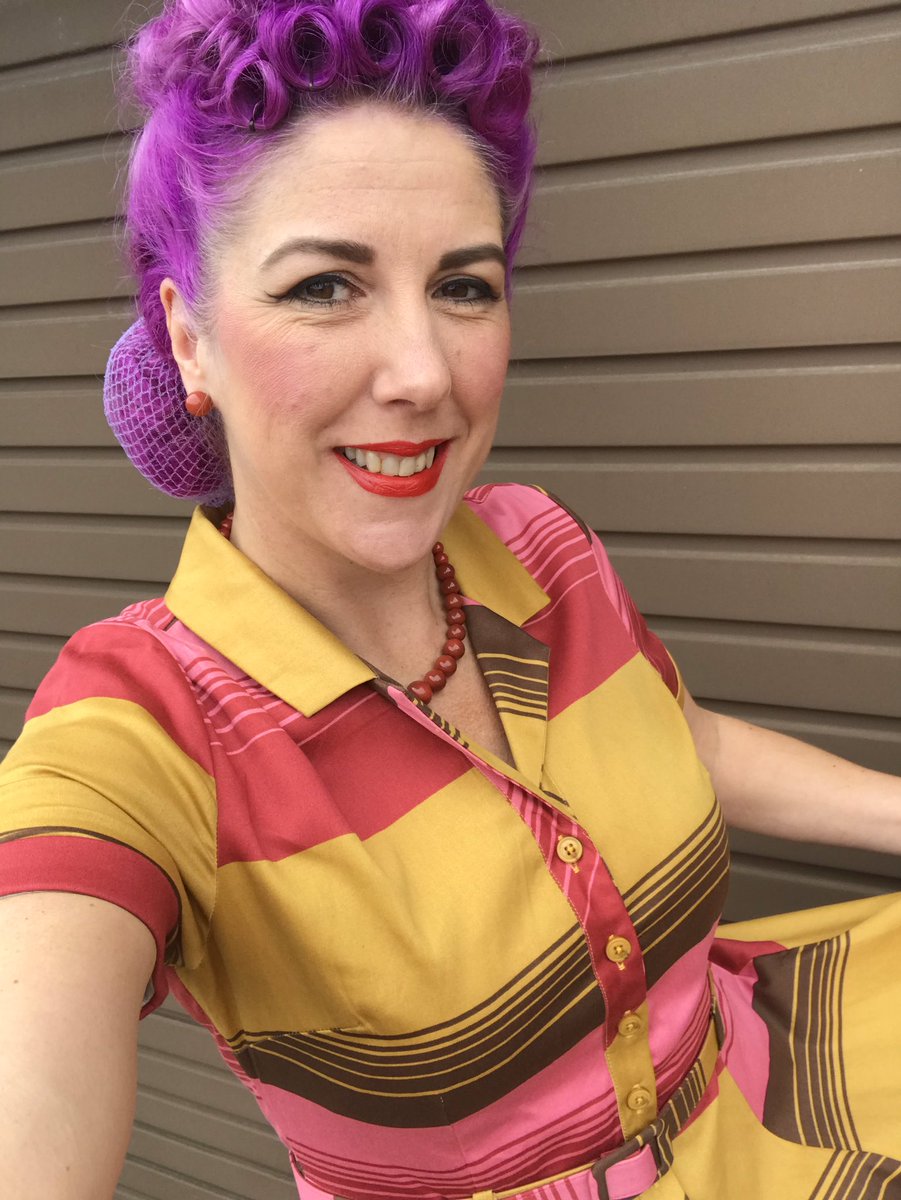 ????? Who wants to see the rest of this beautiful Sunset Caterina now available at Vendemia?  pop a yes below to see more ☀️☀️☀️☀️☀️☀️  I love this so much 😍😍😍 

Tracey 💜 #vendemia_shop #ootd #vintageinspired #caterina #collectif