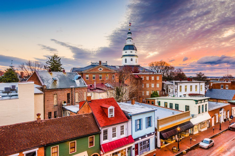 SIG_Real_Estate's tweet photo. Want to learn more about Maryland's capital and any housing available nearby? Come check out the state's crab capital with its majestic lighthouses and sprawling shoreline #whySIG #mdrealestate https://t.co/KpLKZYUUSD https://t.co/q7xMT9SOhe