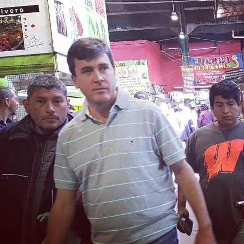 AgrupacionSg's tweet photo. Hoy #MatiasPosadas visitando el #MercadoSanMiguel, recibiendo el calor de la gente e interiorizandose de las propuestas de los trabajadores 

#CadaDiaSomosMas 
#SiempreConGustavo 
#SaenzGobernador
#SaltaTieneFuturo
#Socrates
@GustavoSaenzOK 
@SocraPaputsakis 
@matiasposadas https://t.co/Vs3Tnsvtqp