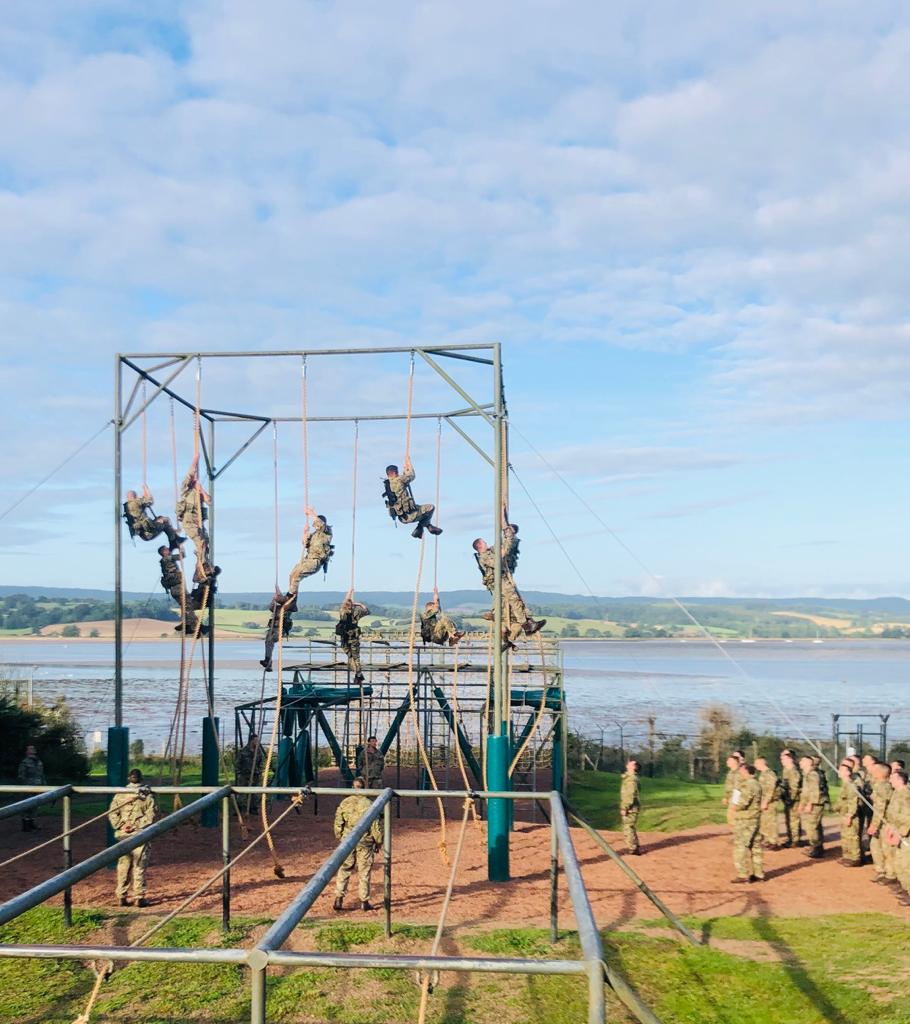 131Commando's tweet image. @131Commando and @RoyalMarines #reservists complete Bottom Field tests and try out the #Tarzan. One step closer to getting #GreenBeret @Proud_Sappers @24CdoRE