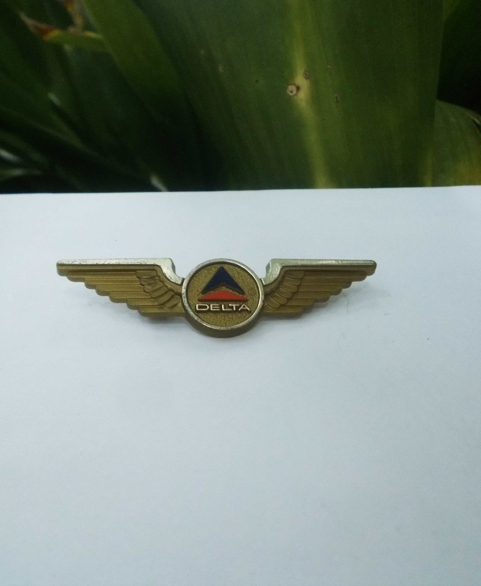 PrisyNbyAntique's tweet photo. Excited to share the latest addition to my #etsy shop: Delta Airlines Souvenir Wings, Gold Tone Plastic Circa 1970s ,Pilot Aviation Gift - Prissys Newberry Antiques https://t.co/21PEohdtzj #vintage #collectibles #gold #delta #deltawings #aviation #pilotwings #pilot #ai https://t.co/ciAh1iyRlc