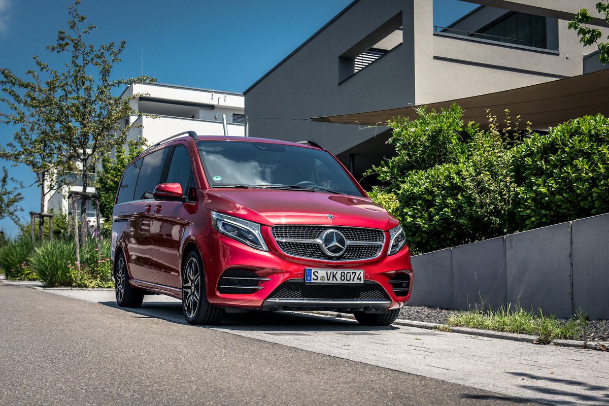Mercedes Benz Pa Twitter Kraftstoffverbrauch Kombiniert 6 6 6 5 L 100 Km Co Emissionen Kombiniert 174 171 G Km T Co Ncnjwna238 Mercedes Benz V 300 D 4matic A Sleek New Design For You How Do You Like The