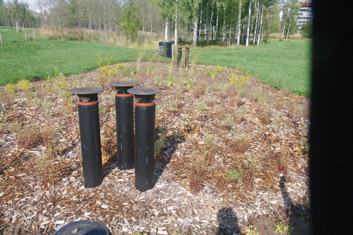 AgriChar_RG's tweet photo. The milestone event, #biochartour 2019 ended yesterday with inspiring tour to #biochar #water filtration system that is able to purify 500 ug/l P into just about 5% of the original using quite small area! Impressive @carbofex @hiedanranta @Biochar_IBI @SuomenBiohiili @ramboll_fi https://t.co/KG64fOJAeV