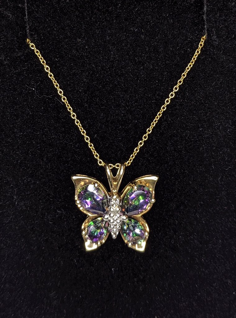 10KT Gold Butterfly Necklace Mystic Topaz W/16” Chain and Pendant for $160!
.
#deltonaflorida #debaryflorida #orangecityflorida #butterfly #butterflyjewelry #necklace #naturejewelry #jewelryofinstagram #jewelryoninstagram