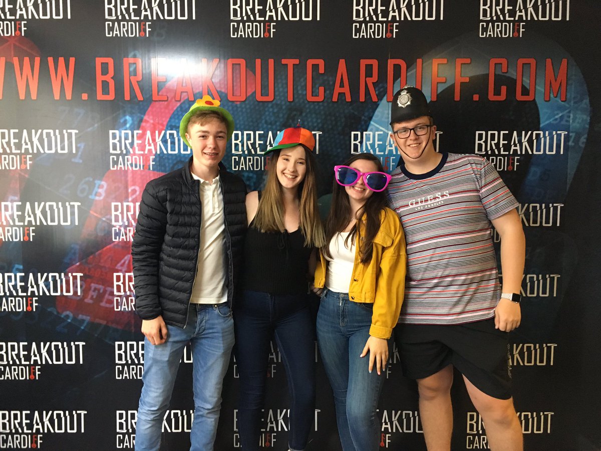 Our #USWHYAs only went and done it!! 🙌

#smashedit #breakout #dreamteam