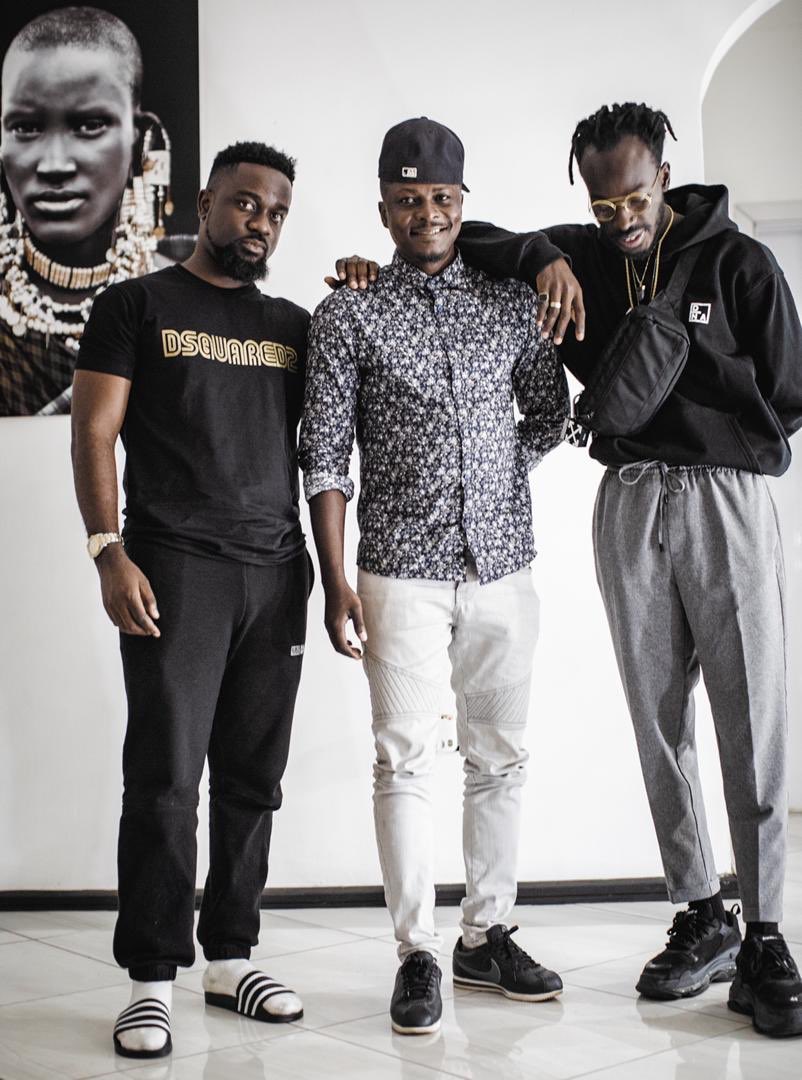 Oteng_G's tweet photo. With @sarkodie and @iddris_sandu #TechCoast 🇬🇭 #TechTalk https://t.co/g9hH3uRepo