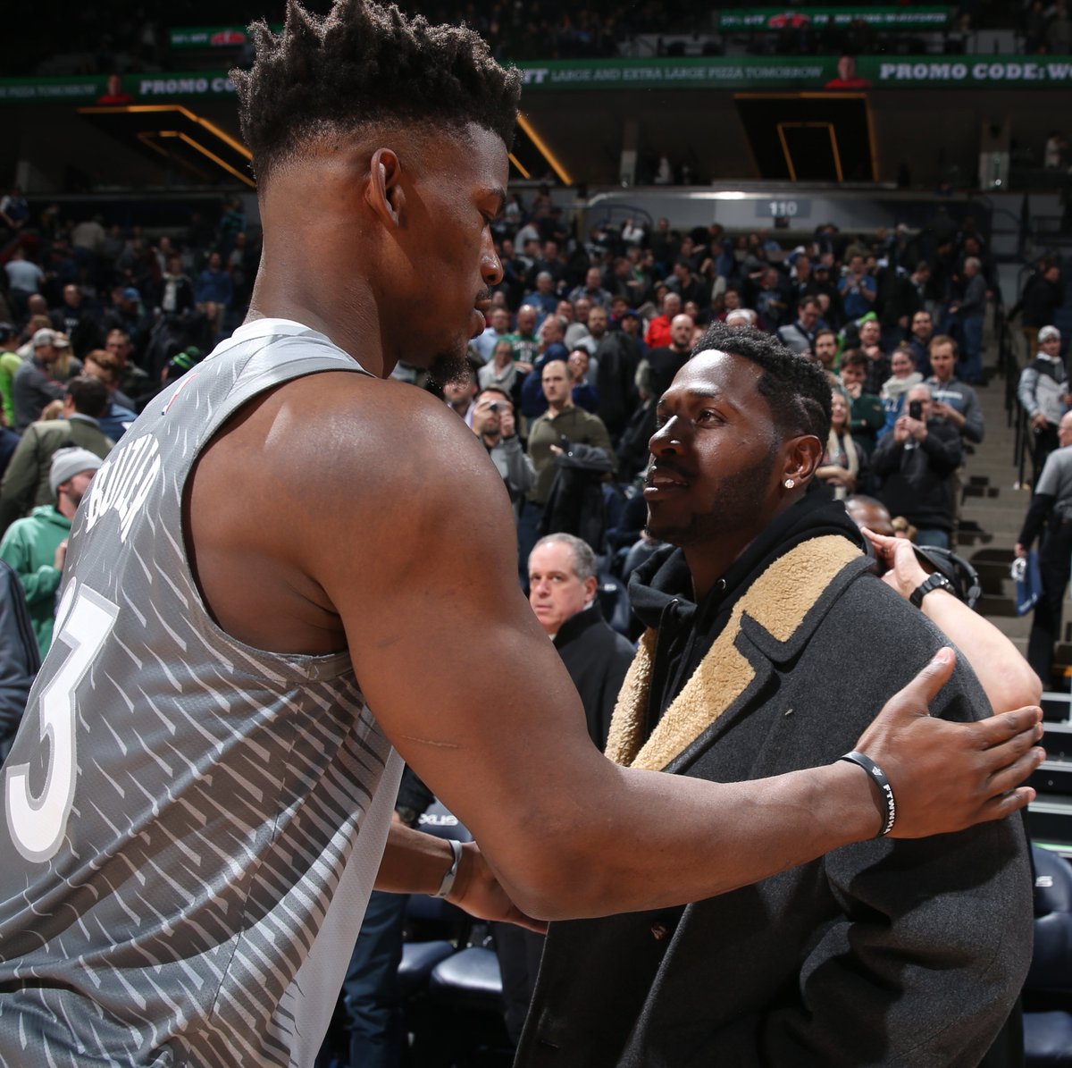 Kevin O Connor Nfl And Nba Fans Are Always Arguing About Which League Has More Drama Why Can T We All Just Be Friends Like Antonio Brown And Jimmy Butler T Co Ikcsafa7bi