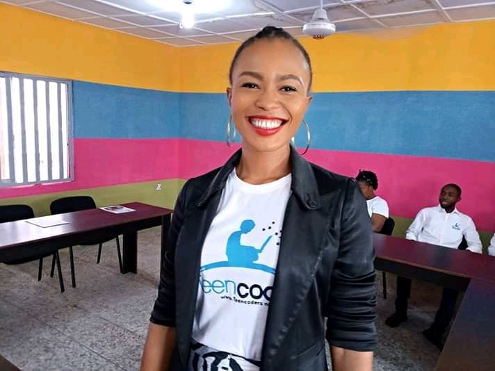 umazhy's tweet image. We are professionals and good at what we do.....let the best Mentor your kids........
#TeenCoders #CodeKids #Saturdays #GirlsInICT #weekendcodeclub #PHCodeFirst #schools #code