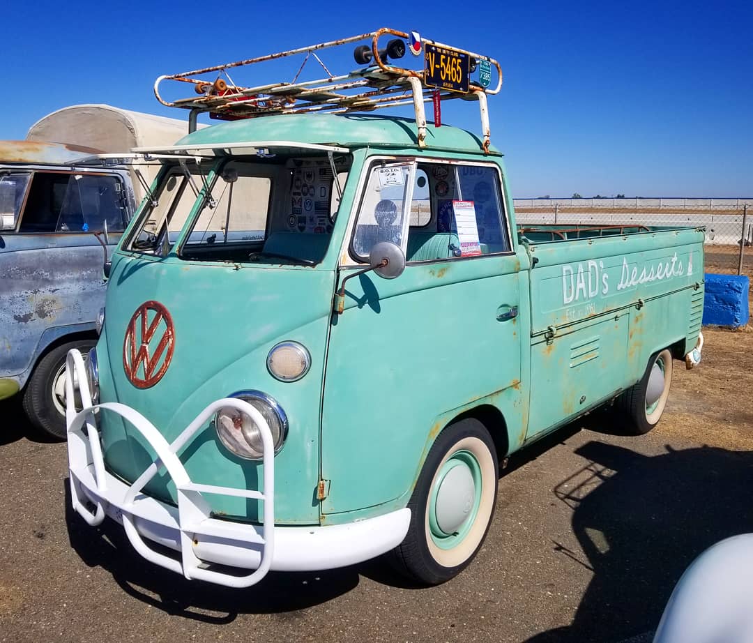 LoudPedalBlog's tweet photo. SweetType2 #volkswagen #vw #vdub #type2 #bus #combi #kombi #aircooled #classic #rustic #cool #sweet #dad #dessert #treat #bugorama #hurst #hurstbumper #custom #aircooled #carsandcoffeefolsom @VW https://t.co/AX1t2kiwCI