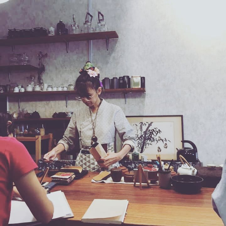 I started a new healing journey at  https://instagram.com/tanah.dan.air?igshid=2j72e24lzlb3I still draw, but I found a new hobby, appreciating tea.From regular customer, I am now an apprentice, learning about tea, and research about benefits by my own.If you wanna try artisanal tea, do visit us!