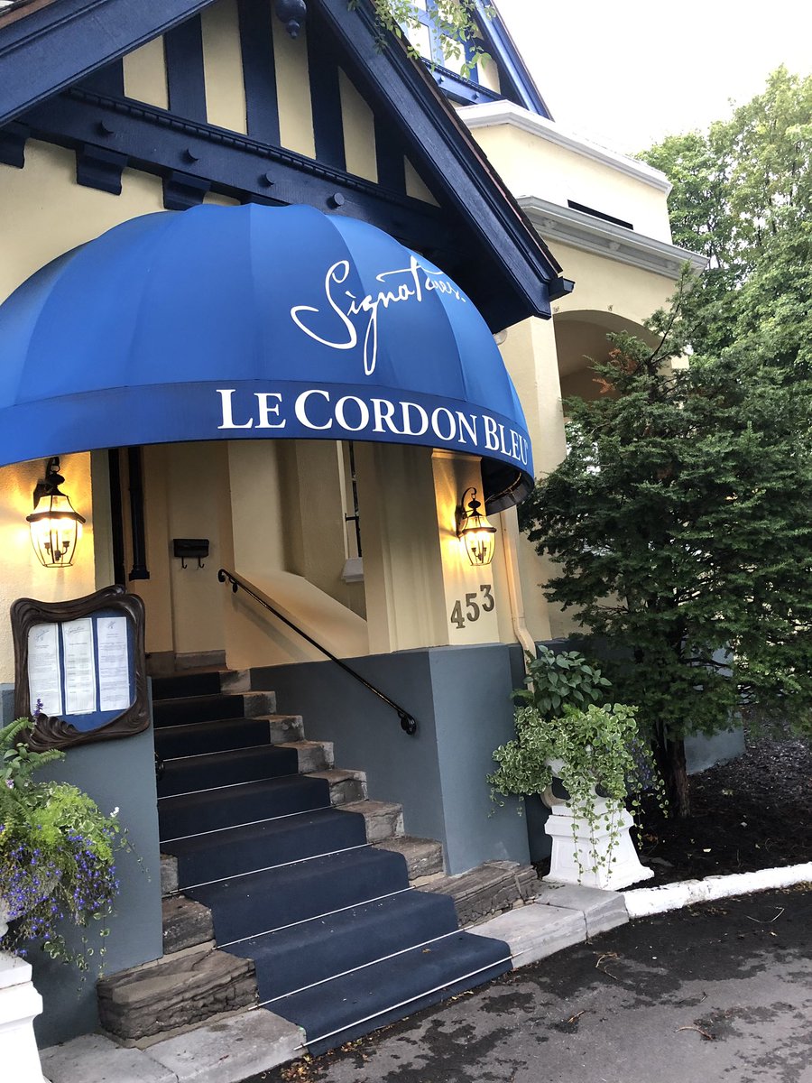 brian_woodland's tweet photo. Well, this is a dream come true: first course @cordonbleuott #FrenchBistro. Gift from #PRGoddess https://t.co/DFwFwlo0np