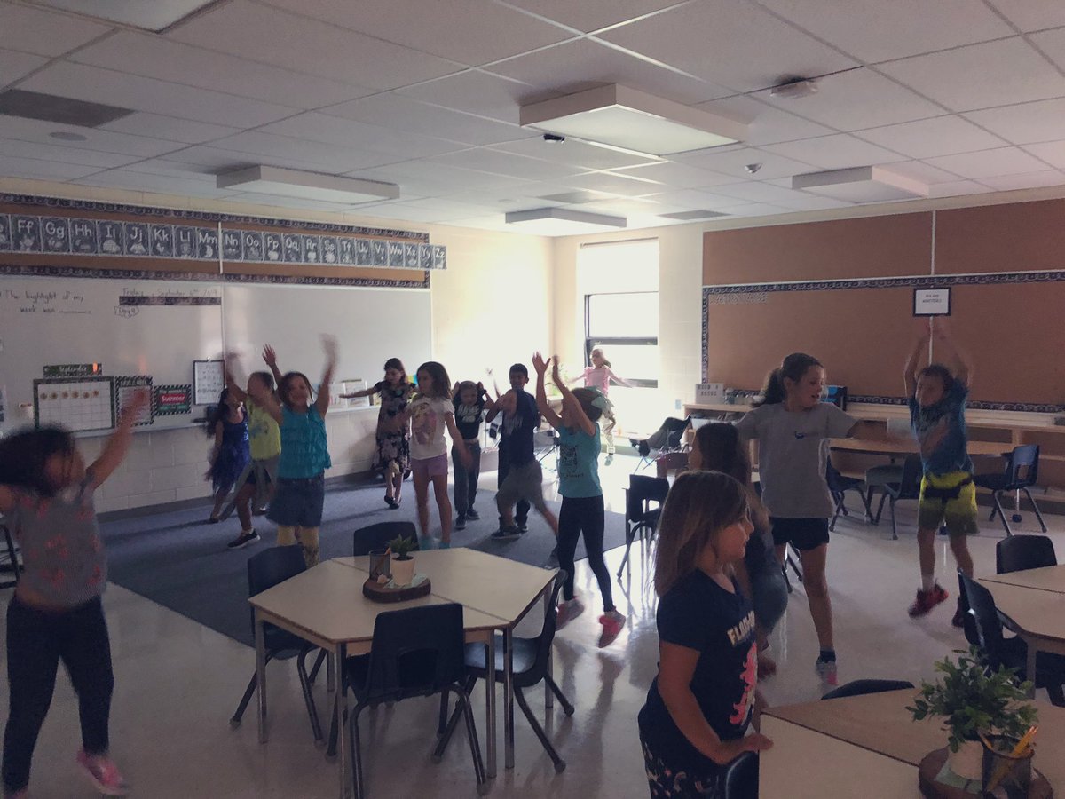 EmilyMavity's tweet photo. Due to the rain, we weren’t able to go outside for Fun Friday BUT we were able to have a schoolwide dance party 🕺💃 https://t.co/XWoklfT8J9