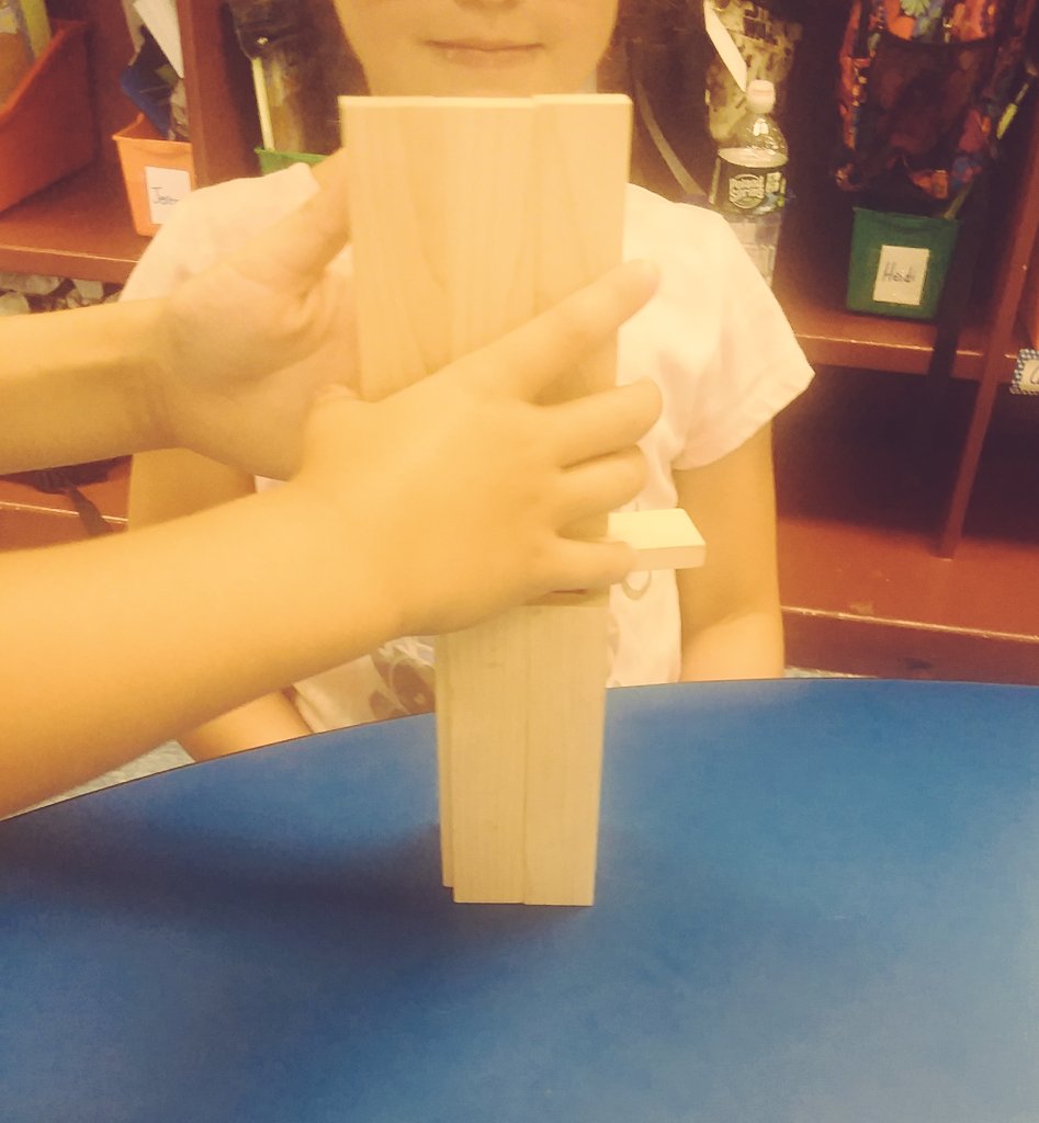MrsMagyar's tweet photo. This week lots of planning happened after discussing classroom procedures and expectations #kevachallenge #SaveSammy @ExpoMarkers @KEVAplanks #STREAM #backtoschool #HFIS #TheFort https://t.co/QTblN9xi7e