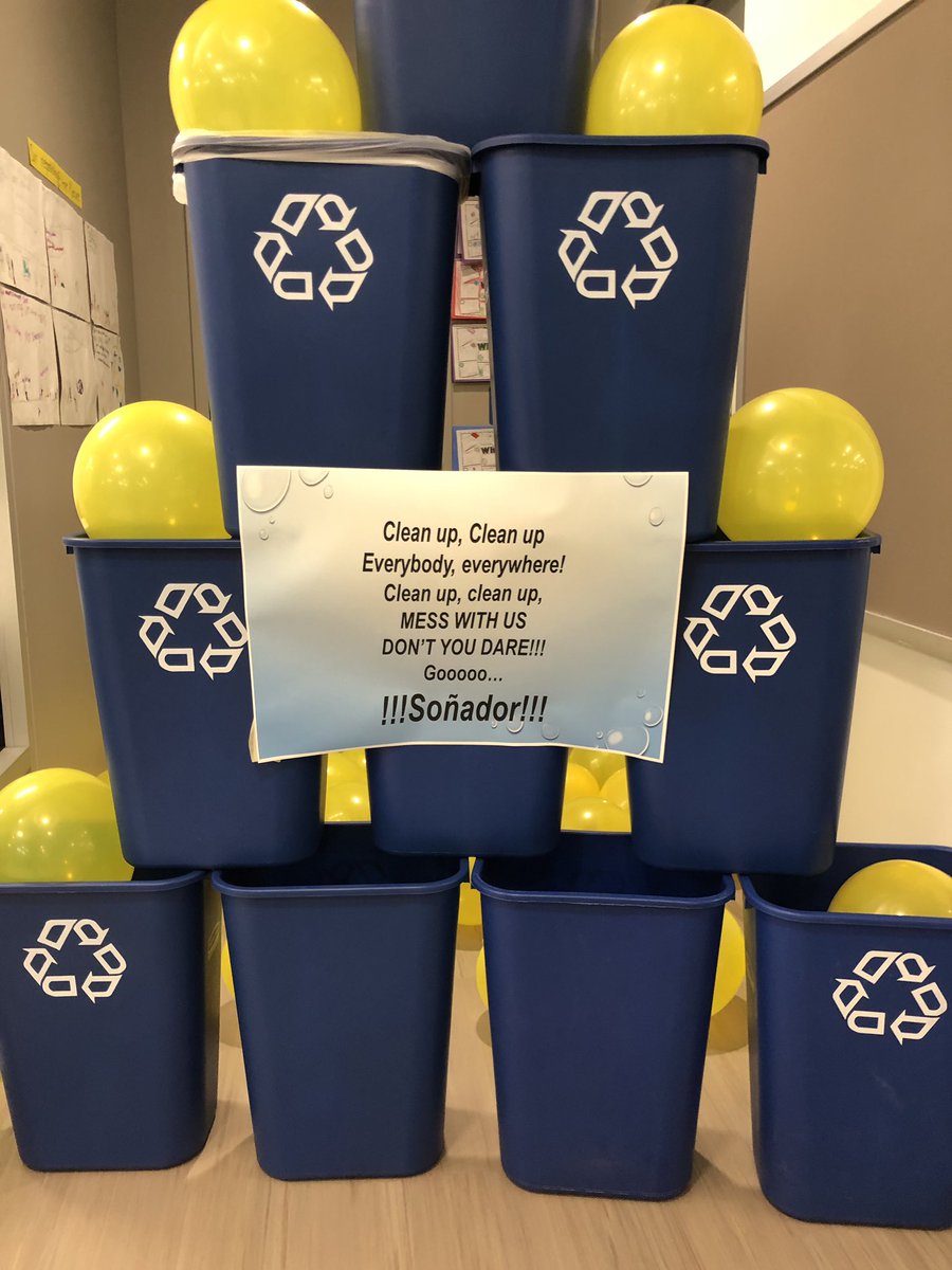 FrikkerNick's tweet photo. Clean up, clean up everybody everywhere! Clean up, clean up mess with us don’t you dare! @AnneEMoncureES @greg_machi #bearnation #housesonador @ErinAlexanderF2 https://t.co/em9yzde0kc