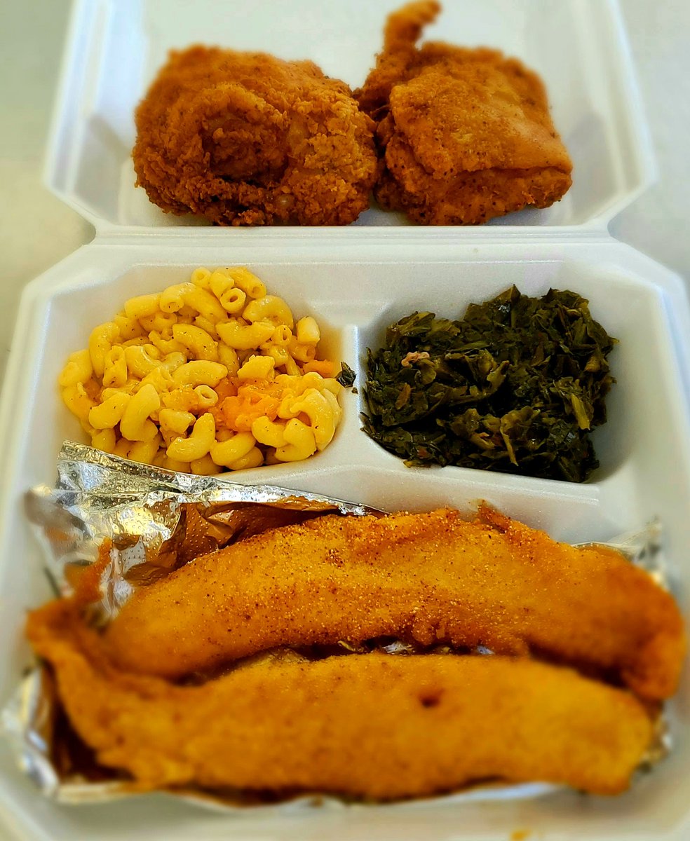 DaddyWeav's tweet photo. @GrannyWeavs will be at hime depot 11 3 off north 27th. Let us put the "soul" in soul food for you #bestfriedchicken https://t.co/RJUiq86oeD