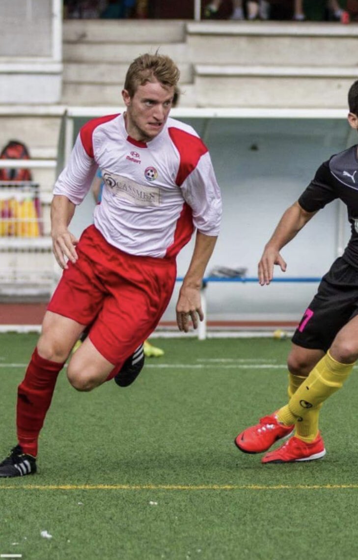 Ricardo Nieto “Ruso” se une esta temporada a nuestro F.C. Aguilarense para la siguiente temporada! 
Jugador con mucha experiencia,  que puede ocupar cualquier demarcación en la zona defensiva.
Encantados de tenerte y bienvenido a tu nueva casa! ⚪️💚⚪️