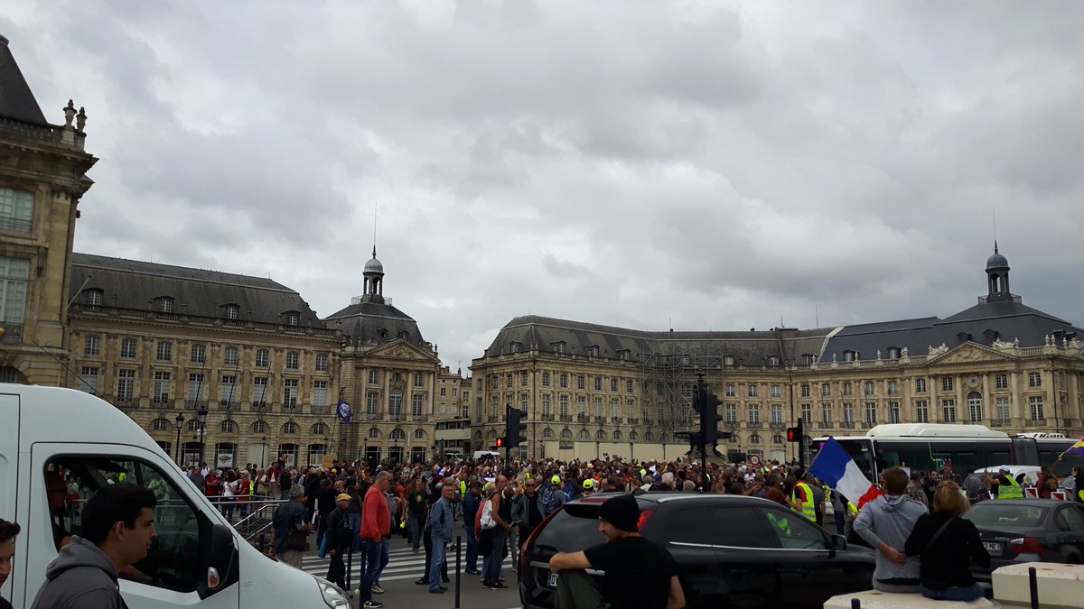Bordeaux Déborde On Twitter à Bordeaux Des Centaines De