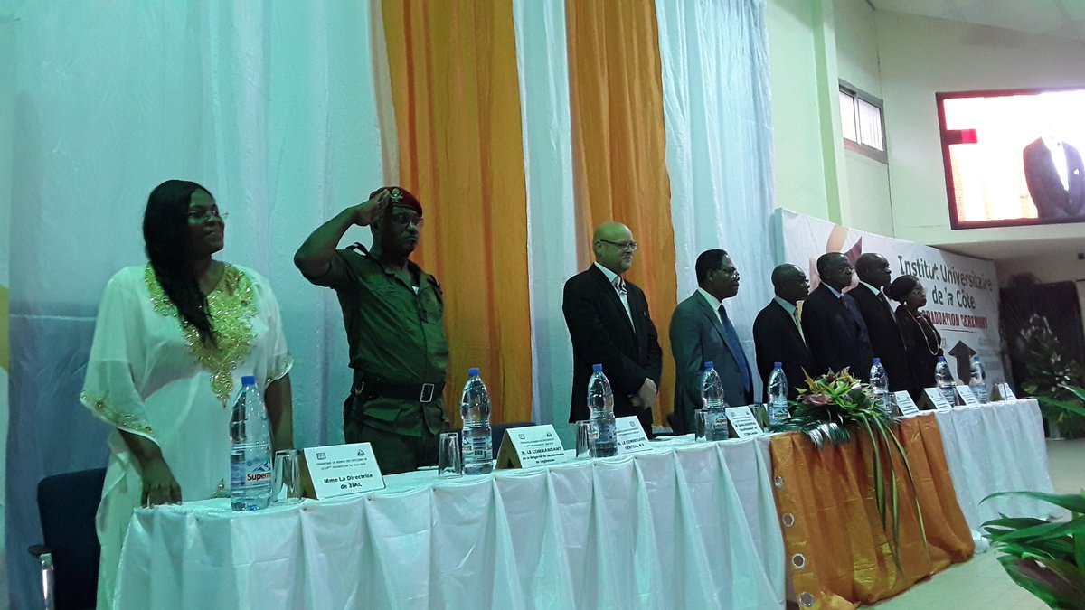 iucdouala's tweet photo. 👨‍🎓Cérémonie de remise de diplôme de la 14éme promotion de la filière TI (Technologie de l'Informatique) en partenariat avec CCNB - Collège Communautaire du Nouveau-Brunswick au Canada.

#IUC #CCNB #GraduationCeremony2019 #Remisediplôme https://t.co/MmmOLWLUEv