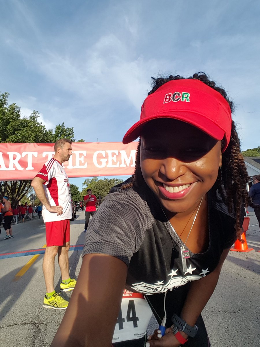 ASmith_Uncommon's tweet image. Great morning for a #halfmarathon! Time for the #HiddenGemHalf! @blackgirlsrun 
#runpretty
#myMKLife 
#PowerfulPinklipstick