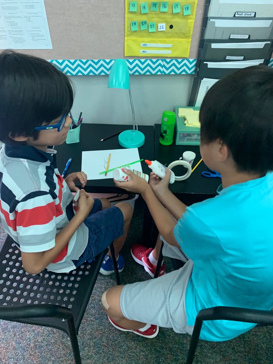 TeamBrodbeck's tweet photo. Working with our buddies to create supplies that will help us in Math and Writing Workshop @MissBarbati #teamchapman https://t.co/jn3P6UqCAJ