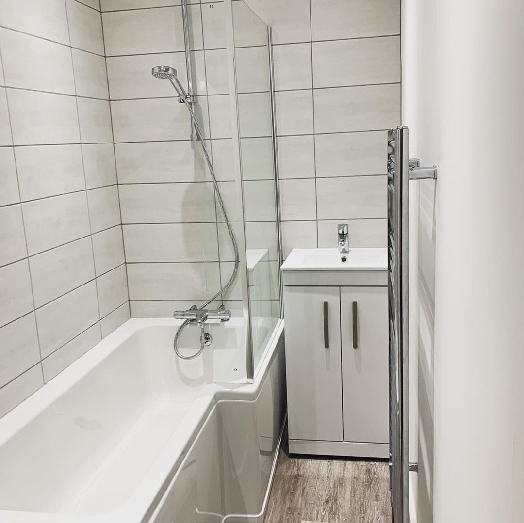 AqualisaShowers's tweet image. We love this brilliant use of the Midas 110 to make great use of a small space! 🛀 This #ShowroomShowOff comes from @bandwpropertyservices

Don't forget to tag us in your Aqualisa installs for a chance to feature in a showroom show off!

#Aqualisa #AqualisaShowers #bathroominspo