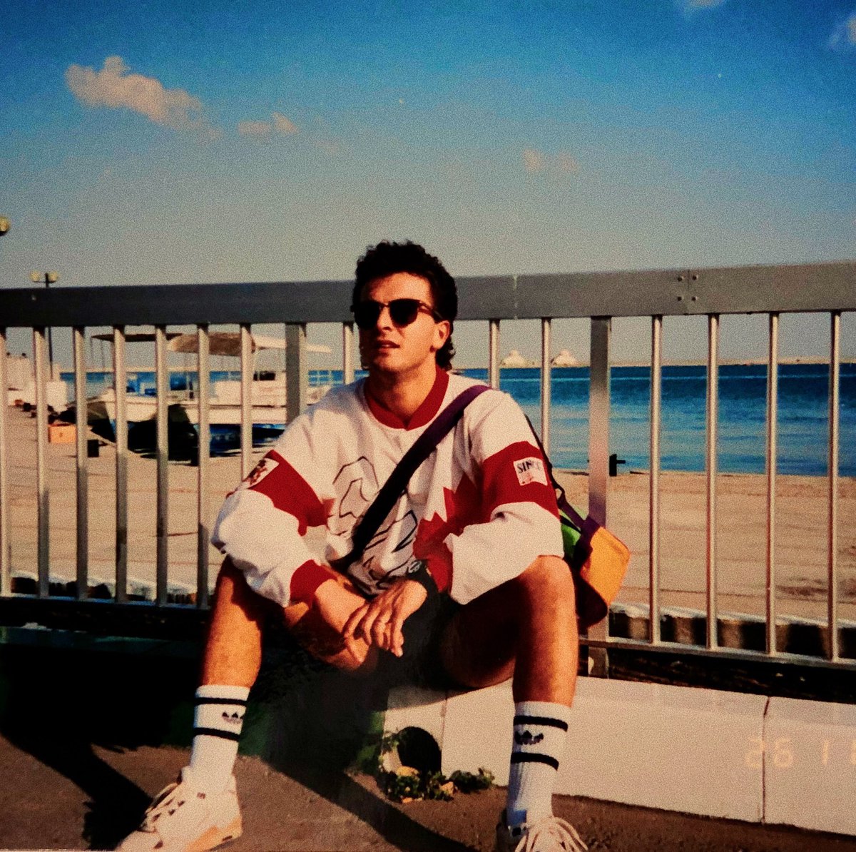 aesthetiCalvin_'s tweet photo. my parents in the early 90s is such an aesthetic to me tbh 🤧 https://t.co/KYmgsB3JHo