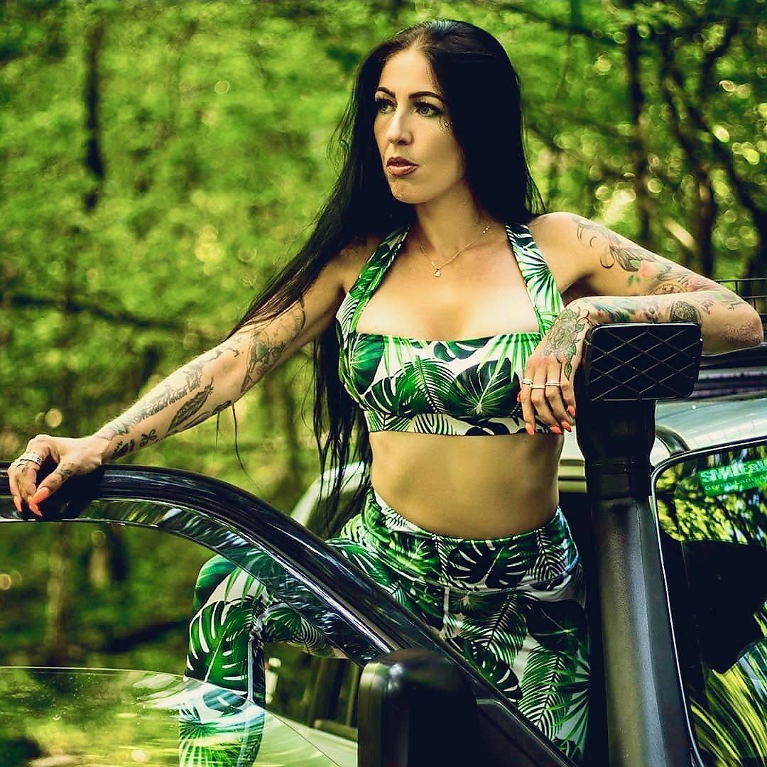 ep_preston's tweet photo. On adventures with @OutExplore #4x4 #TruckerLife #trucks #roofrack #alternativemodel #brandshoot #publishedmodel #moretocome #BrandAmbassador
#brandpromoting @kintasin code ANGEL40 #activewear #fitnessgirl #pinayset #kintasin #natualshot #natuallighting @modelsearchuks https://t.co/dQUb7QdO2K