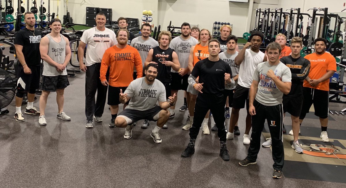 UJStrength's tweet photo. 2nd Annual - Session 1 #SwollSesh #1000REPChallenge #CampusWellness https://t.co/KugCw0MbeI