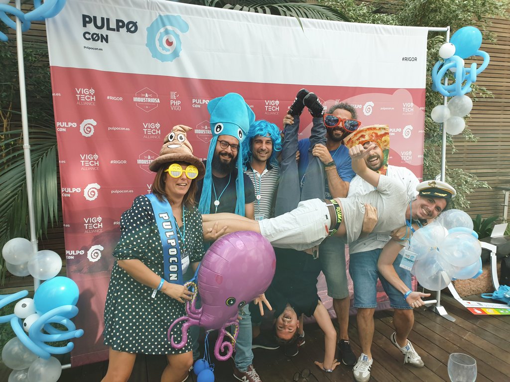 jgarcesc's tweet image. En #zaratech nos gustan los retos #pulpocon19