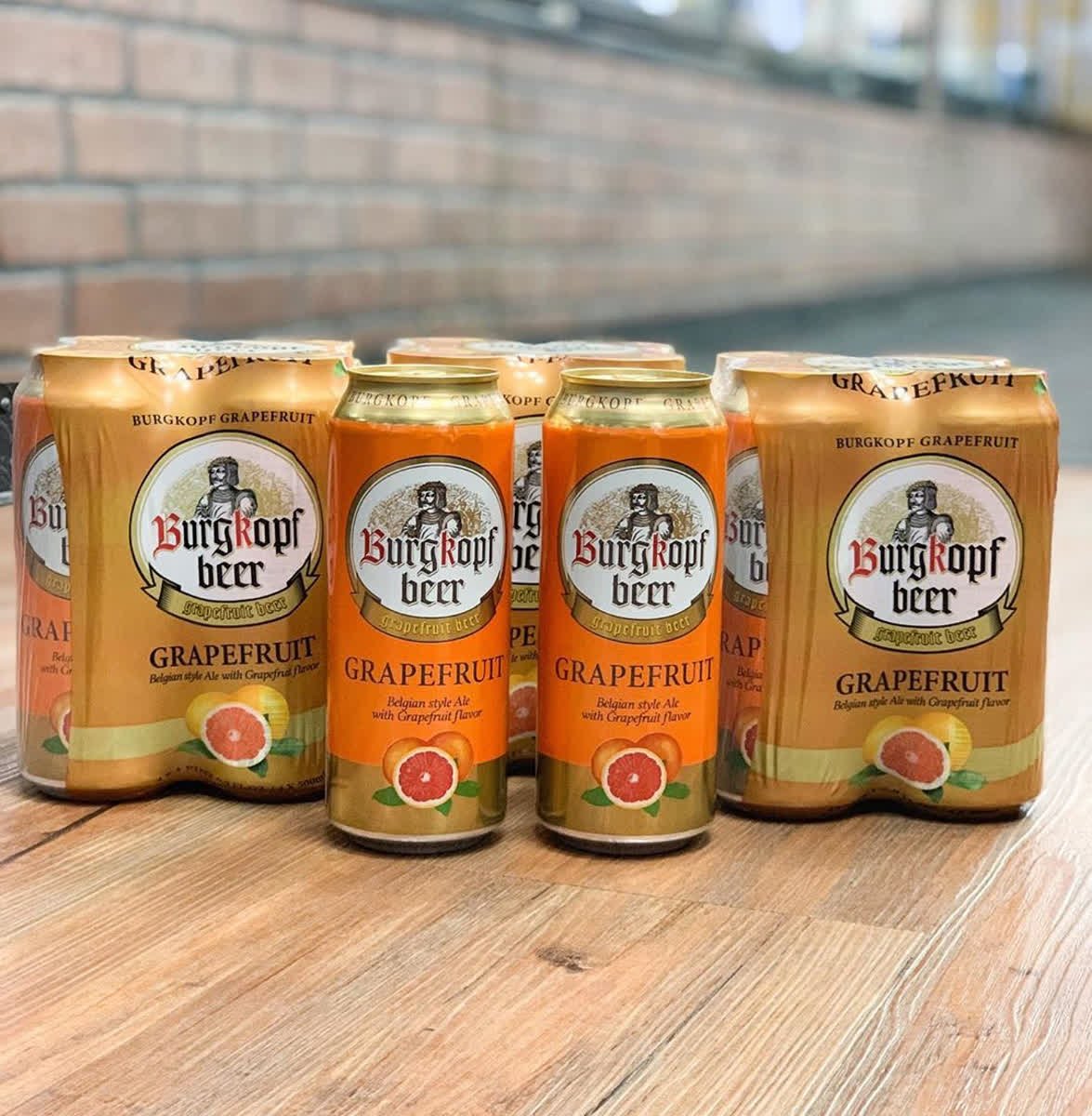 Need something refreshing, crisp, and light today? Grab some Belgian Style Ale with Grapefruit Juice. It's delicious! 

 📷 deskgramnet