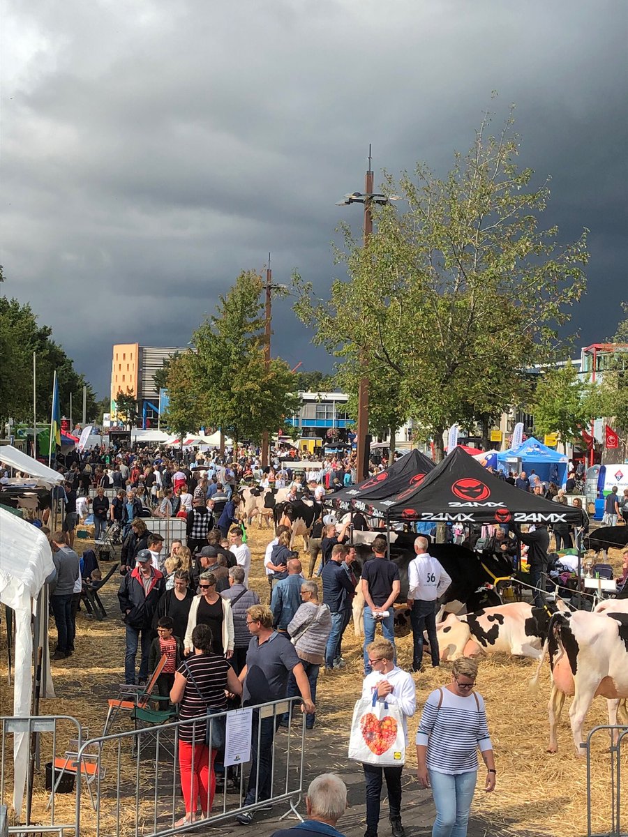 GerritJanGorter's tweet photo. Terugkijken op een geslaagde #Pinkendag en open dag @gemzeewolde Dank aan alle medewerkers en vrijwilligers. https://t.co/M8KeO9pWjE