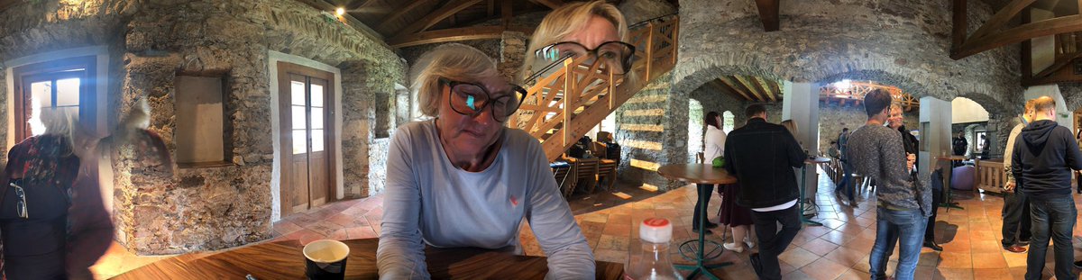 KerstinKitzmann's tweet photo. Nach Mittagessen und Gruppenfoto der besonderen Art ging’s in die Techniksession #cczk19 Wir haben mit #Osmo2 rumexperimentiert https://t.co/7SDtoFT3hA