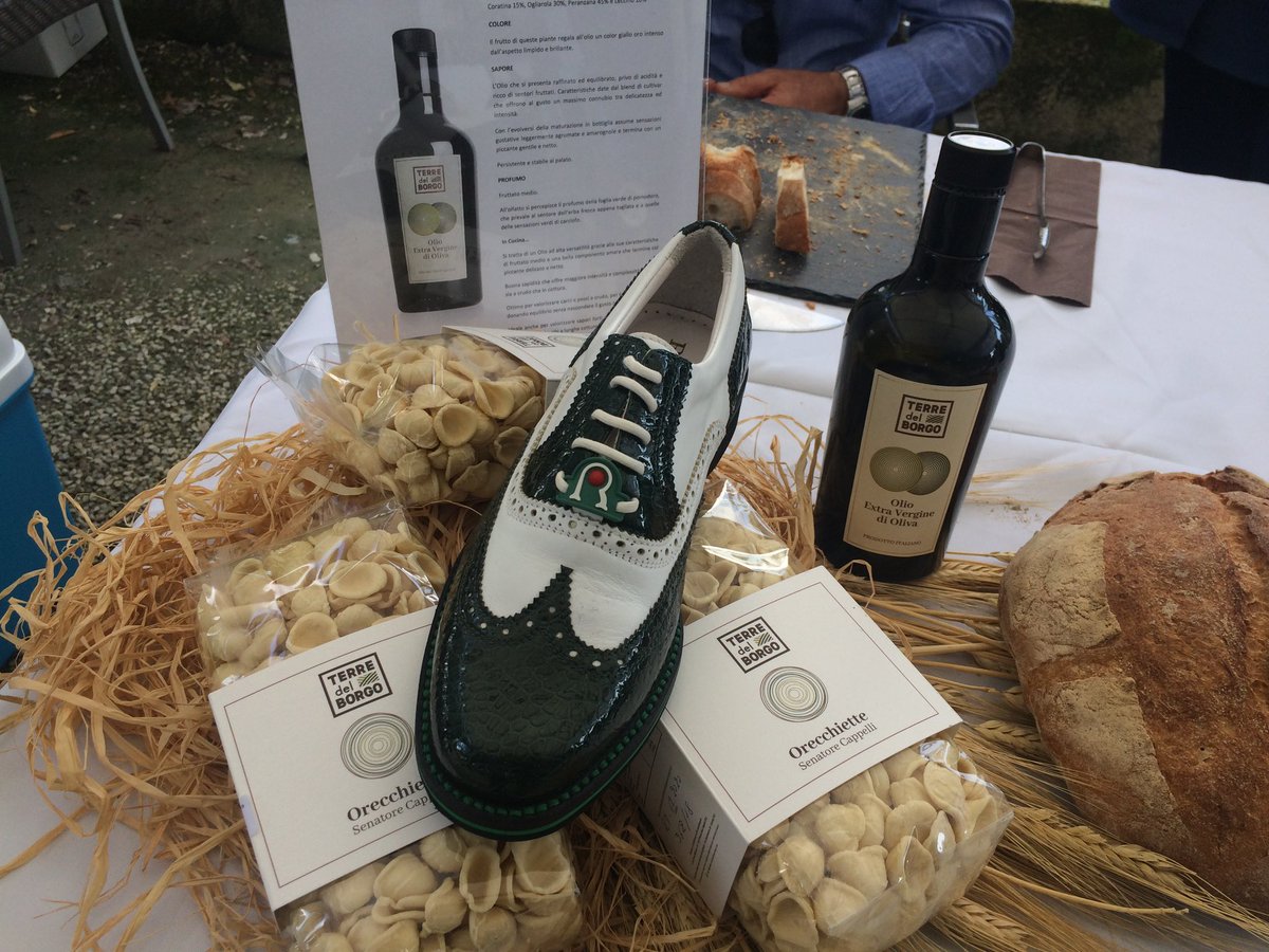 RaimondiGolf's tweet photo. #ilsorrisogolf #oltreilsorriso #raimondi #raimondigolfshoes β³οΈπποΈββοΈπ#golf #shoes #golfshoes #italianstyle #handmadeinitaly #italy #originali #madeinitaly #scarpedilusso #luxuryshoes #golfdilusso #luxurygolf #luxurylifestyle #luxurylife #luxury https://t.co/ThOerErk3p